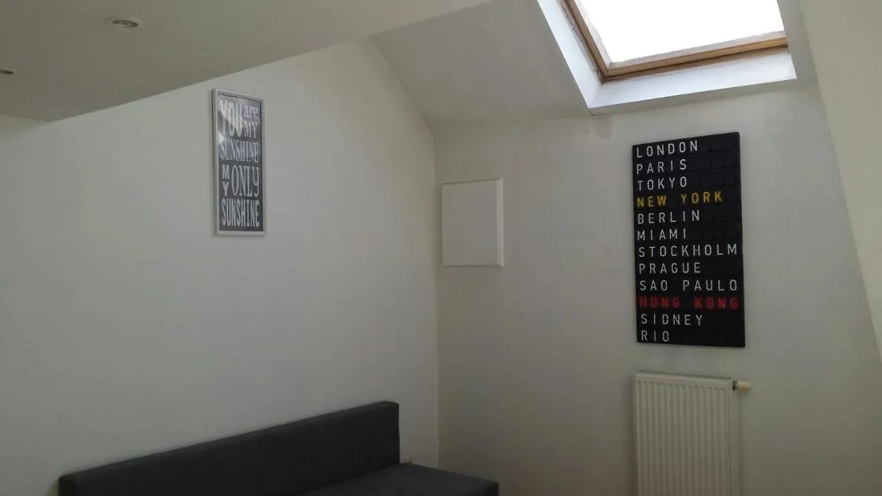 central duplex sleeps 4 Bruxelles Belgique